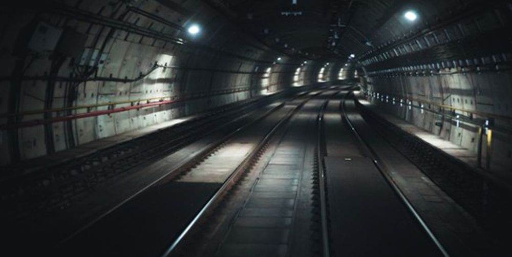 RisCo.ro: STB rămâne pe profit în 2024, iar Metrorex raportează pierderi în ultimii ani